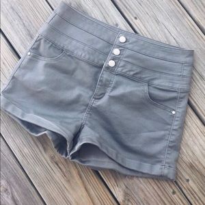 highwaisted shorts